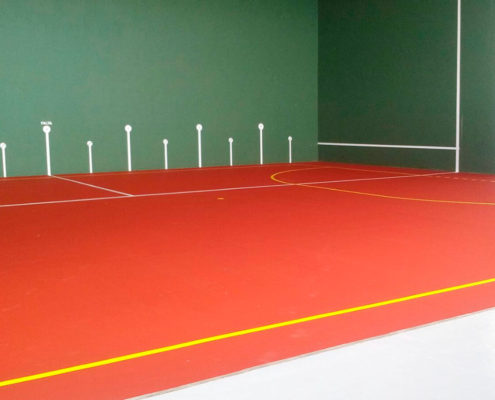 Pista polideportiva con resina deportiva Maxfloor Sport System